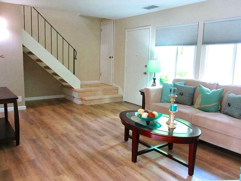 2588 Tosca Way — Photo 3