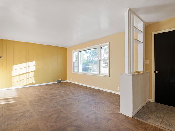 5th image of 3409 N Pauline Ave