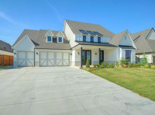 719 W 110th Pl S, Jenks, OK 74037