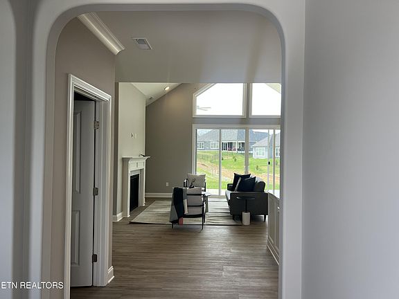 3rd image of 246 Bittersweet Ln
