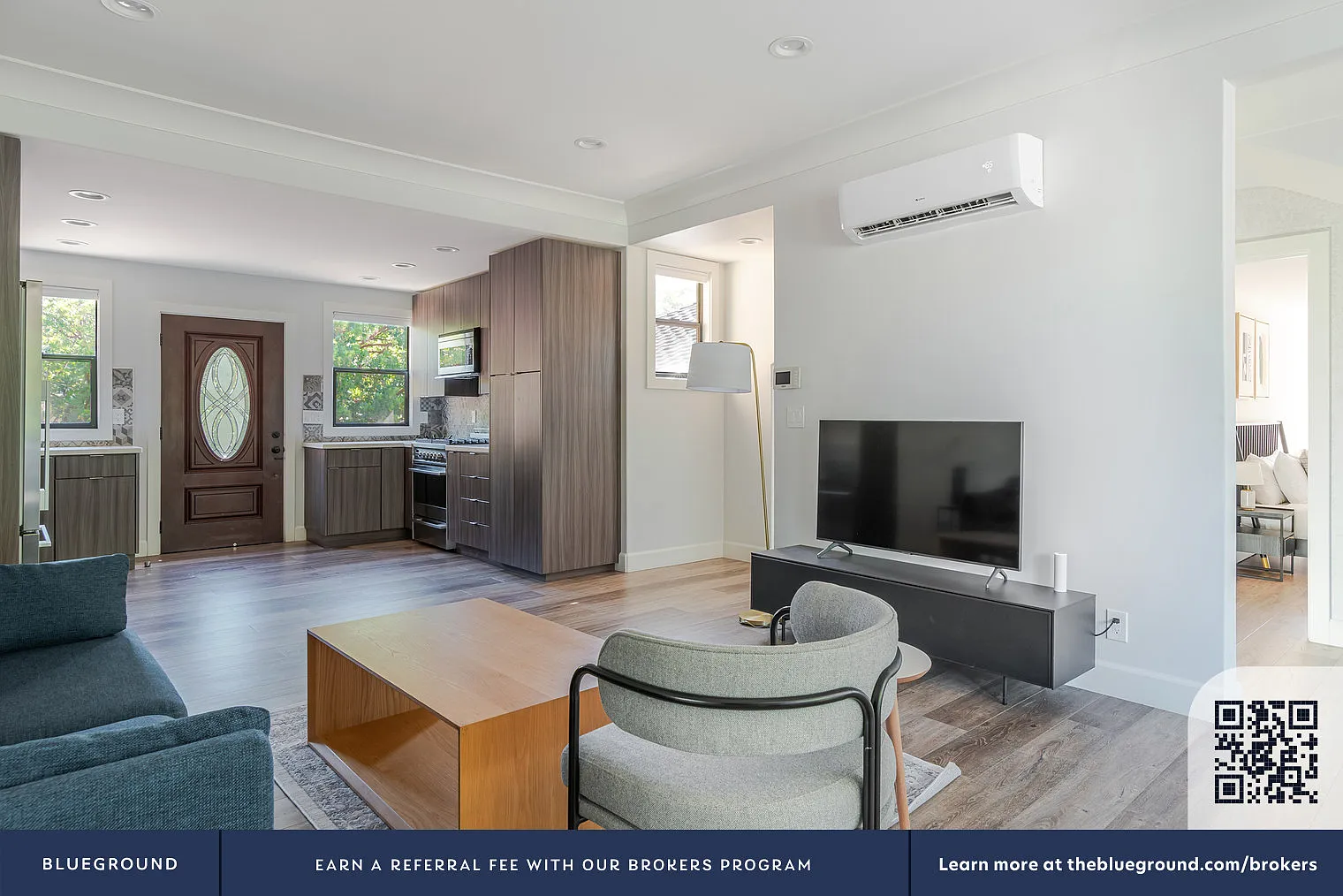 3 bed, 2.0 bath, 2133 sqft, $6,880 — Photo 3