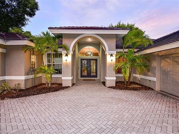 2nd image of 8446 Cypress Hollow Dr