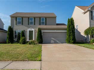 38210 Kingston Dr, North Ridgeville, OH 44039