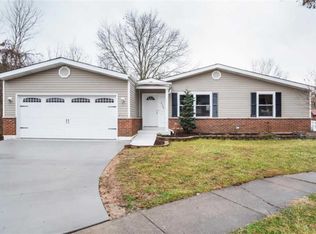 4336 Honeydew Ln, Saint Louis, MO 63128