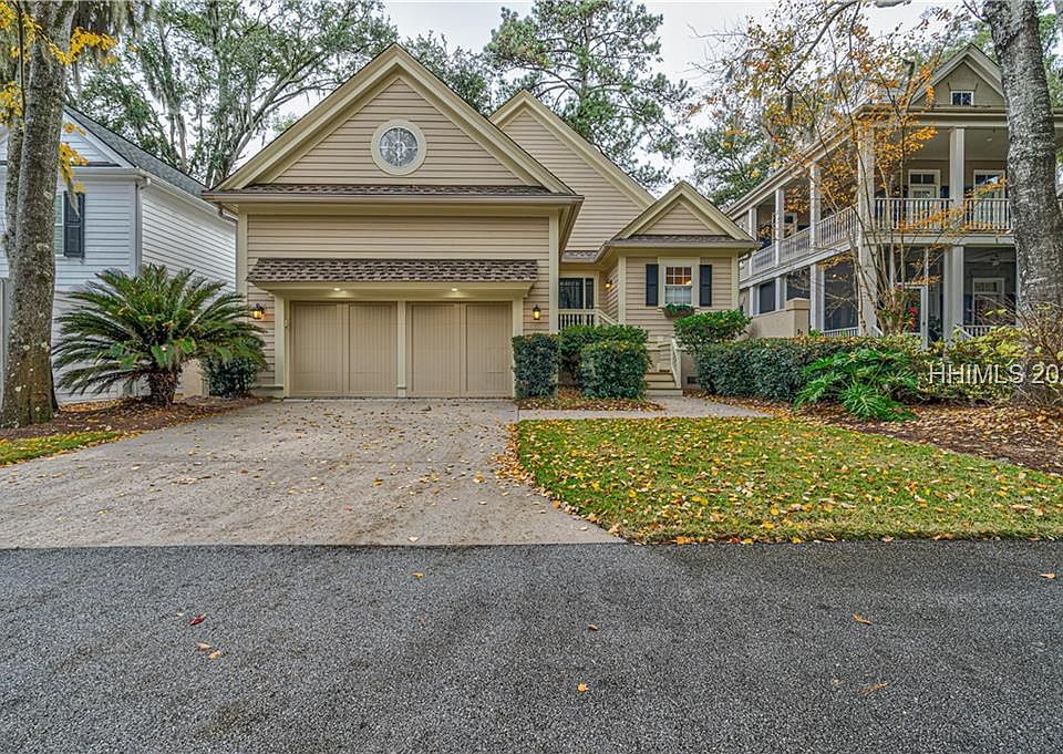 1st image of 25 Crosstree Dr
