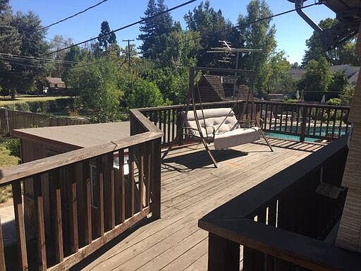 3rd image of 950 Casilada Way