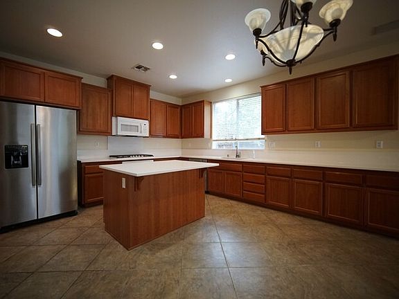 4th image of 7016 Kelmscott Ln