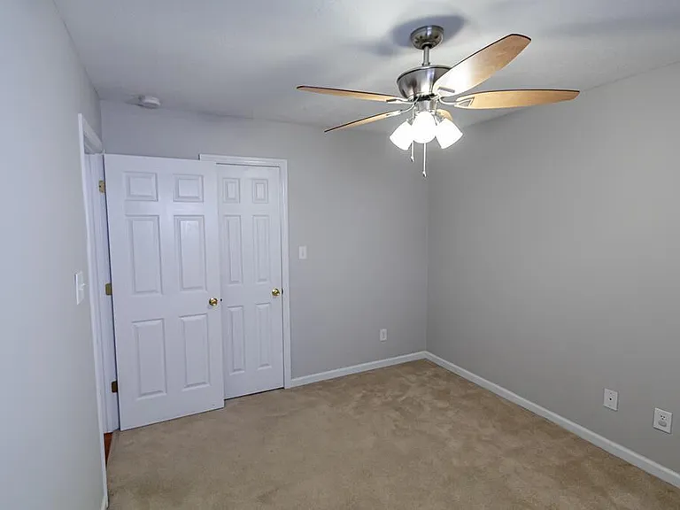 7624 Pleasantville Way — Photo 30