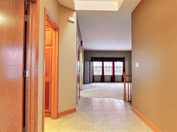 3rd image of 11705 W 105th Pl