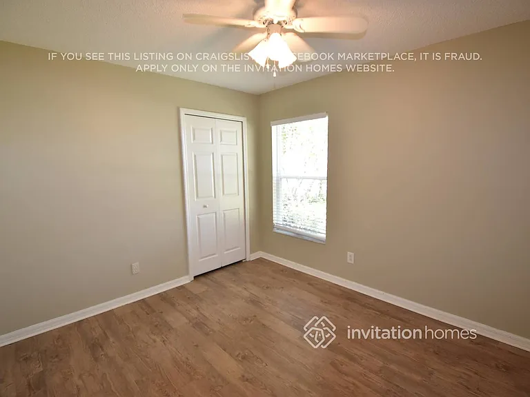 4635 Sanibel Way — Photo 14