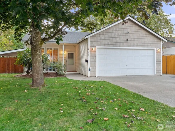 25316 39th Ave E, Spanaway, WA 98387