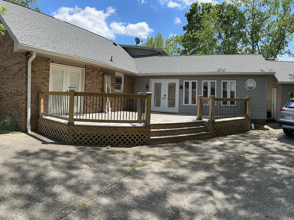 101 Belgium Ct