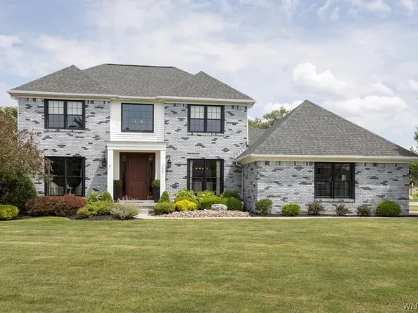 5085 Red Tail Run, Williamsville, NY 14221