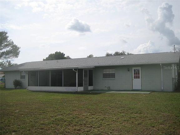 3rd image of 834 Brentwood Dr