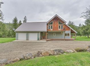 53325 E Marmot Rd, Sandy, OR 97055