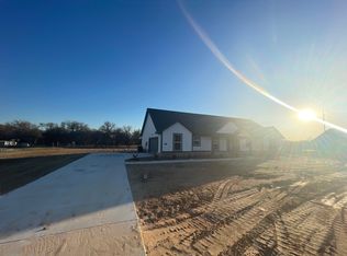 182 Chester Rd, Springtown, TX 76082