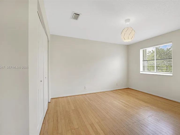 4312 Laurel Ridge Cir — Photo 38