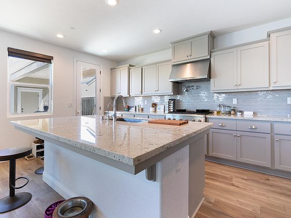 5th image of 2709 Cordelia Lane