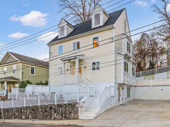 4132 21st Rd N, Arlington, VA 22207