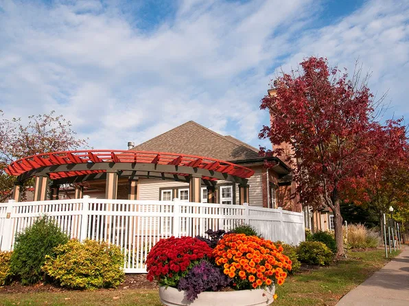 Seasons Park Apartments