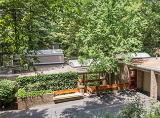 1092 Fox Chapel Rd, Pittsburgh, PA 15238