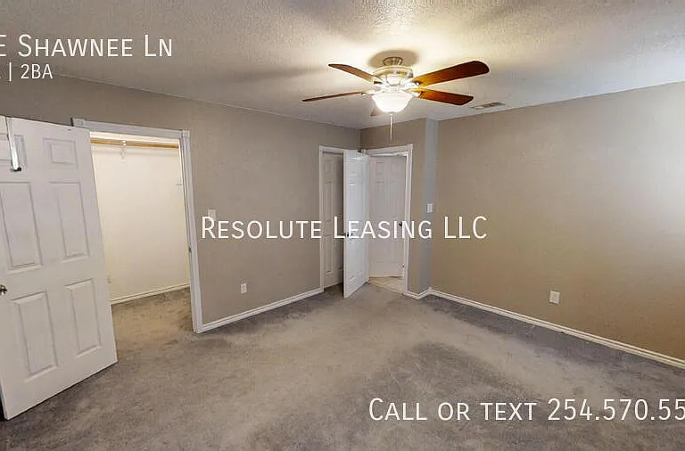 8 E Shawnee Ln — Photo 15