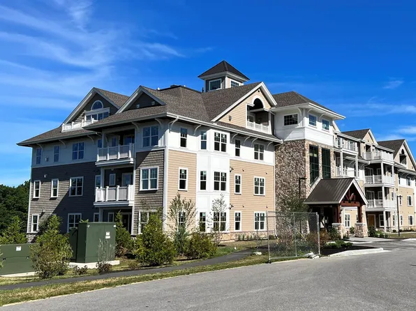 7 Longview Drive #302, Atkinson, NH 03811