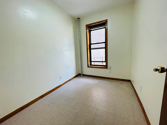 Rented by Level Group | media 7