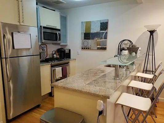 Rented by Brooklyn Bridge | media 34