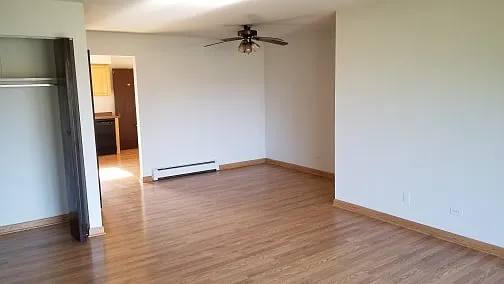 2 bed, 1000 sqft, $1,950 — Photo 3