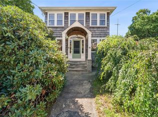 84 Alden Ave, Warwick, RI 02889