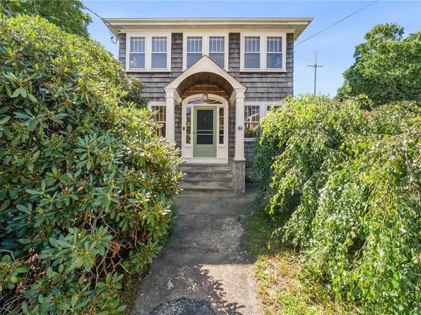 84 Alden Ave, Warwick, RI 02889