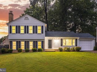 5938 Ridge Ford Dr, Burke, VA 22015