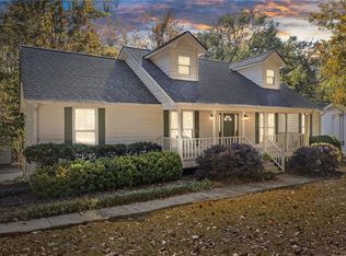 684 Oak Moss Dr, Lawrenceville, GA 30043