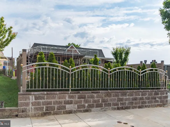 1833 Tustin St, Philadelphia, PA 19152