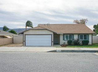 90 E Gilman St, Banning, CA 92220