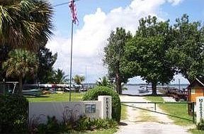 5th image of 5910 Oceanside Dr
