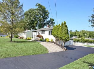 24 Summer St, Emerson, NJ 07630