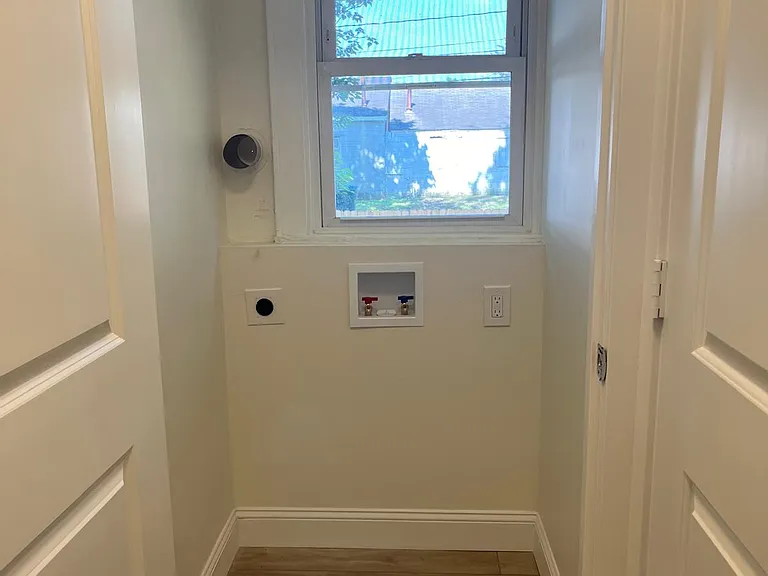 Washer and dryer hook up