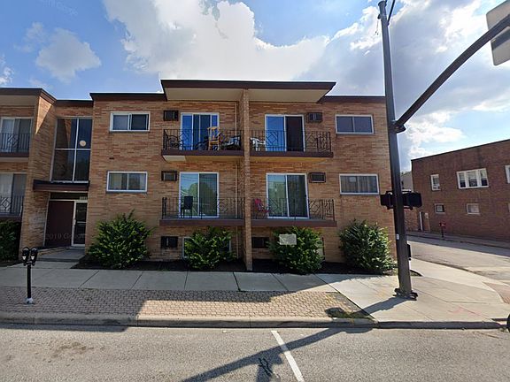 2nd image of 13395 Madison Ave #1B-1Ba