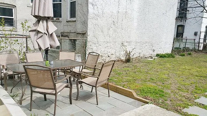 Rented by Azure Realty NY LLC | media 22