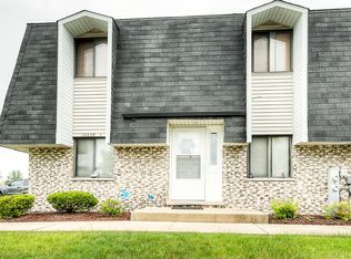 16239 85th Ave APT 1, Tinley Park, IL 60487