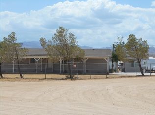 11275 Flora Vista Rd, Apple Valley, CA 92308