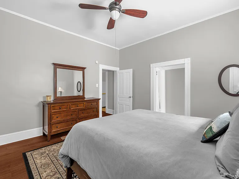 204 Wilson St — Photo 16
