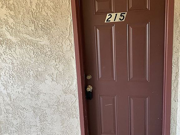 5th image of 920 Martin Luther King Jr Ave APT 215