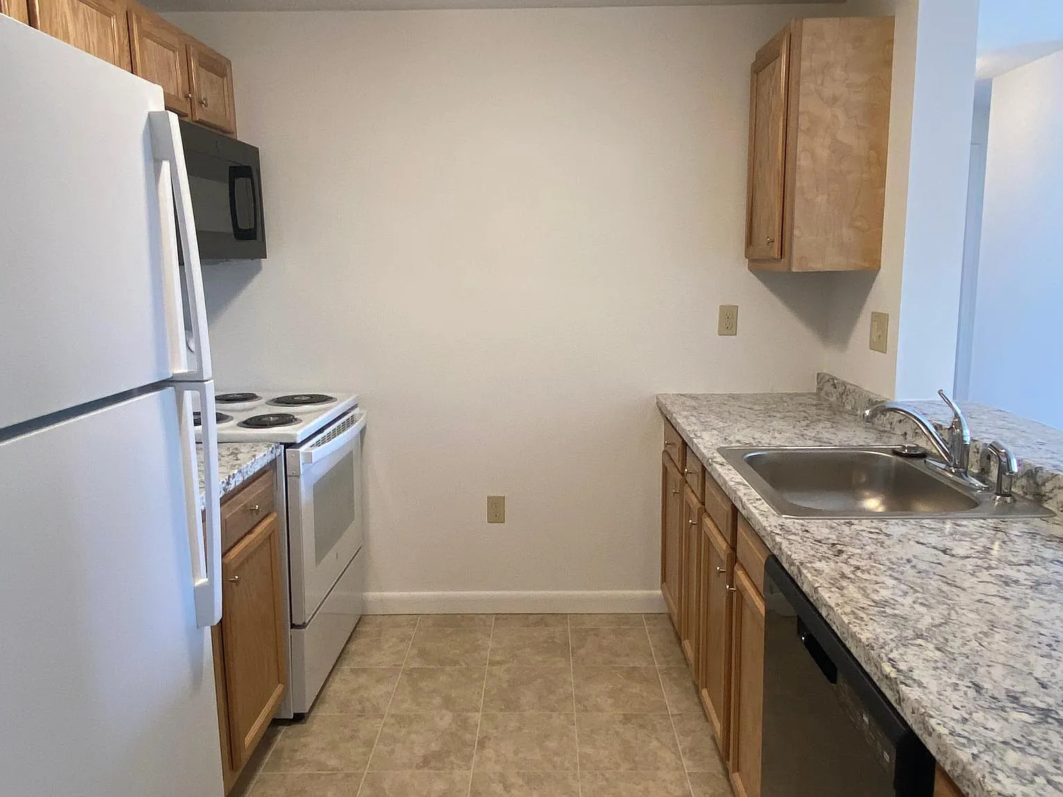 1 bed, 700 sqft, $2,095 — Photo 1