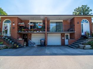 12 Roseville Dr W, Brampton, ON L6Y 2G8
