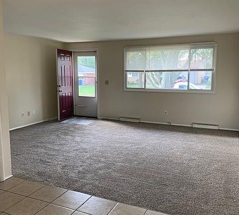 2nd image of 589 Barbara Dr
