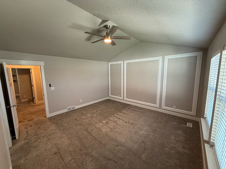 2156 W Thomas St — Photo 15