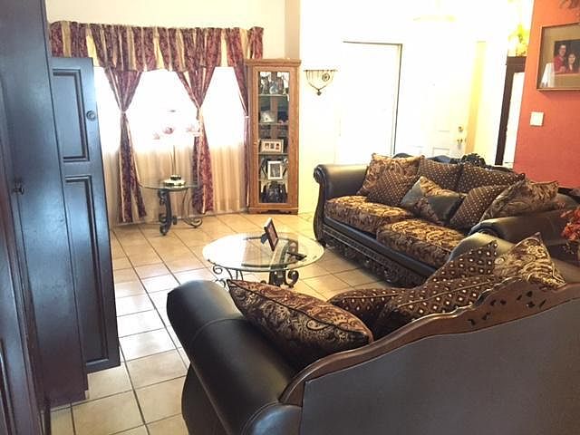 2nd image of 1507 Corriz Dr SW